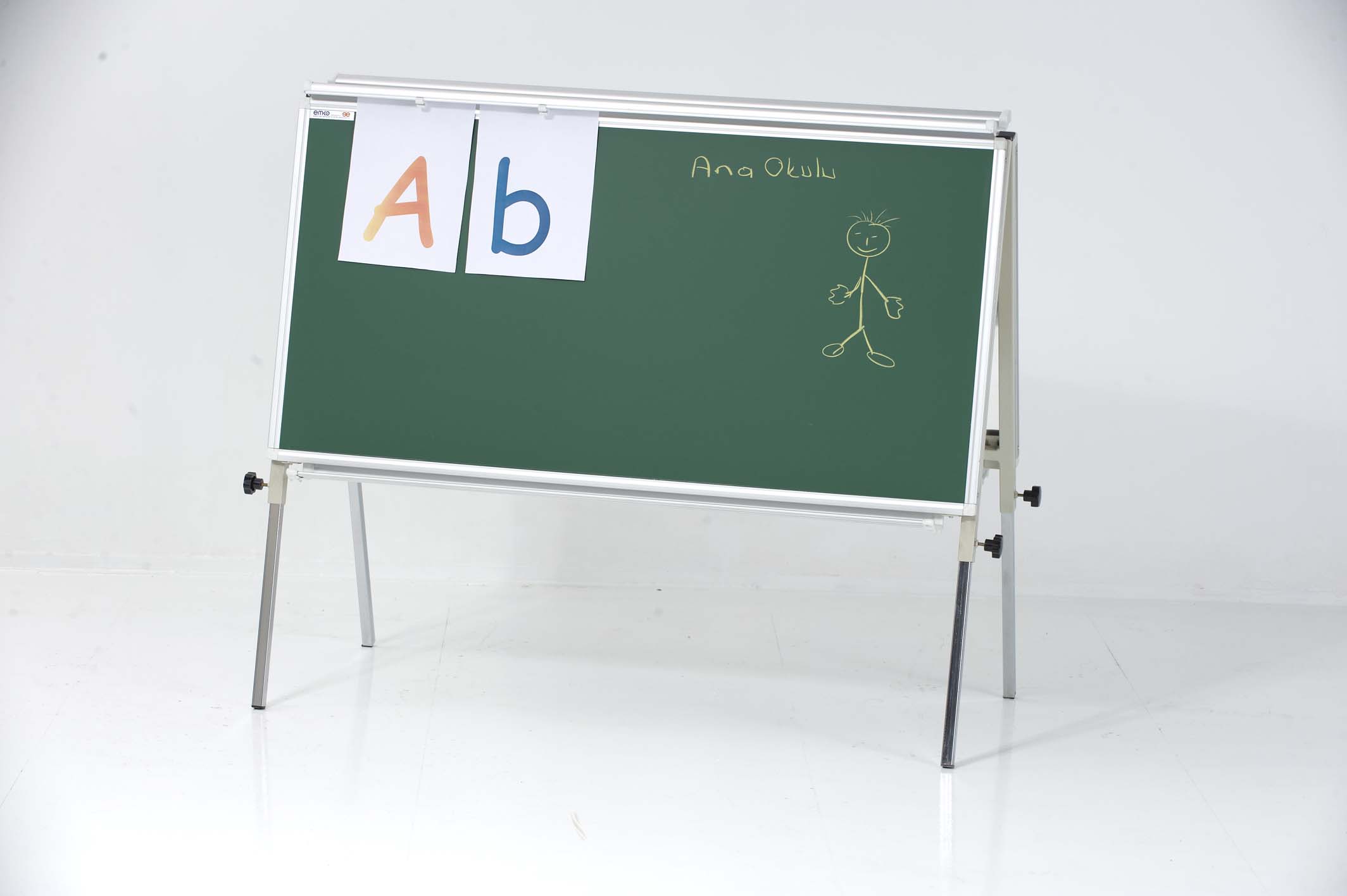 Emko <b>60x120 </b>  Anasınıfı Teleskobik Çelik Emaye Yeşil Yazı Tahtası